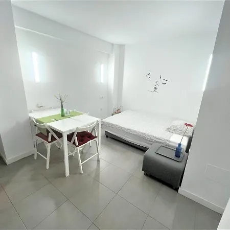 Plaza De Toros / Centro Appartement